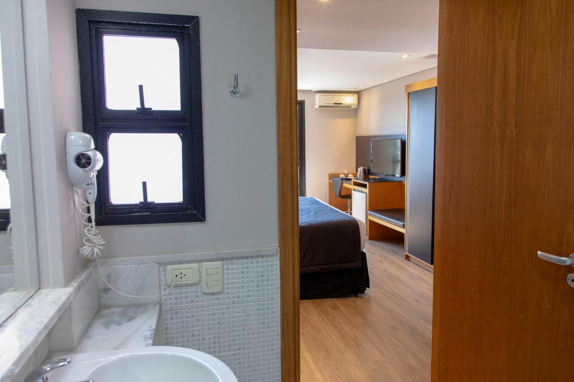 Slaviero Curitiba Batel Hotel Buitenkant foto